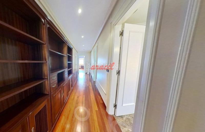 Foto edabac2e-bcee-4a7e-8011-8251ece6c64a. Appartamento con riscaldamento parcheggio in Centro Ourense