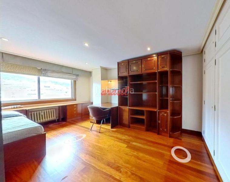 Foto ee477e7d-d84c-4d70-95d3-f04df93b8af5. Appartamento con riscaldamento parcheggio in Centro Ourense