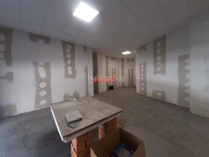 Foto 449e471a-780f-4592-86a8-0feba373e106. Location local commercial dans Couto Ourense