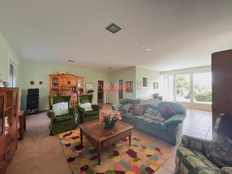 Foto 0c4a931e-318f-4a93-aafb-2d724f1ea621. Chalet mit heizung parking pool in Toén