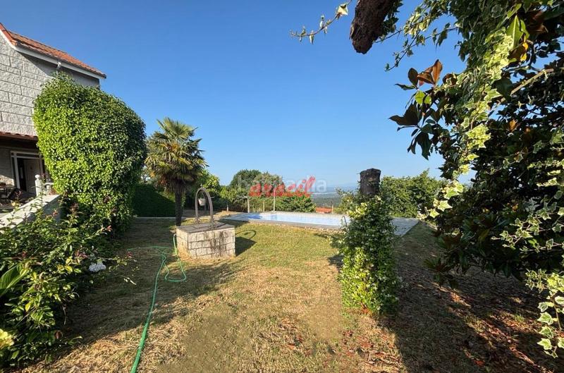 Foto 1175ca28-7522-4706-8946-3bac3a66de11. Chalet mit heizung parking pool in Toén