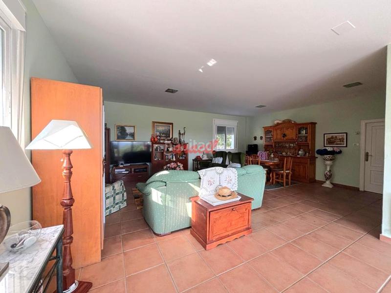 Foto 1223caf2-62f3-4d20-920a-a574683bcdd2. Chalet mit heizung parking pool in Toén