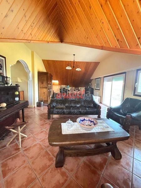 Foto 23a0a4b3-c8de-4f37-bf57-097031ca60ac. Chalet mit heizung parking pool in Toén