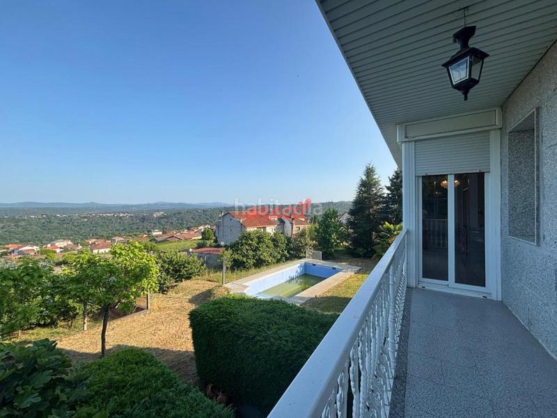 Foto 6740f7be-ad3c-4552-943d-132bbe8311a0. Chalet mit heizung parking pool in Toén