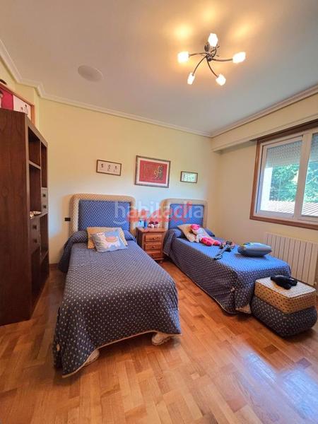 Foto 8f8ce16f-257d-4e90-8b94-57c19d40bfd5. Chalet mit heizung parking pool in Toén