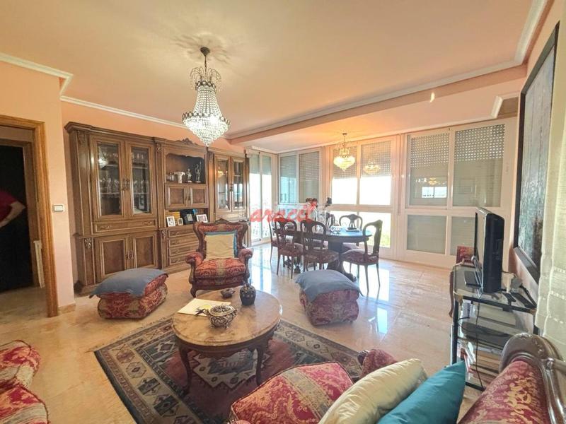 Foto a3d81a46-fd18-4eb1-bade-7c42907f7f09. Chalet mit heizung parking pool in Toén