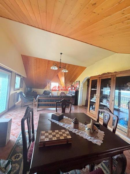 Foto cfaef80e-eda4-485e-9202-9c19eec77ca2. Chalet mit heizung parking pool in Toén