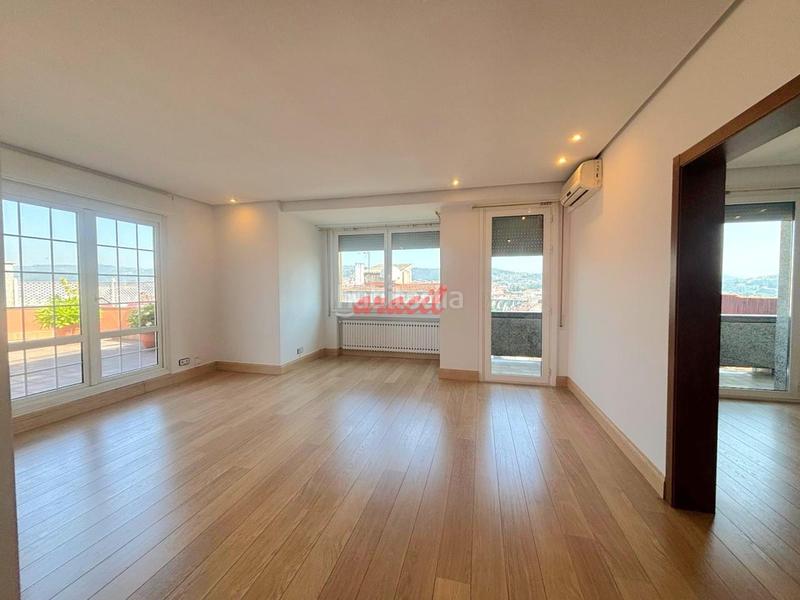Foto 5cbe39a8-d71b-4890-961f-38d2c5763634. Appartamento con riscaldamento in Centro Ourense