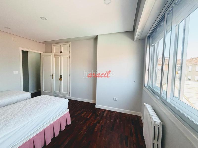 Foto 55b534d9-dbee-4ea5-83c1-a56e519a8b78. Appartement avec chauffage parking dans Centro Ourense