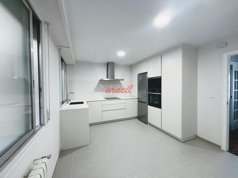 Foto 79f75872-50f8-43fb-a0c8-9c21233d7c97. Piso en Centro Ourense