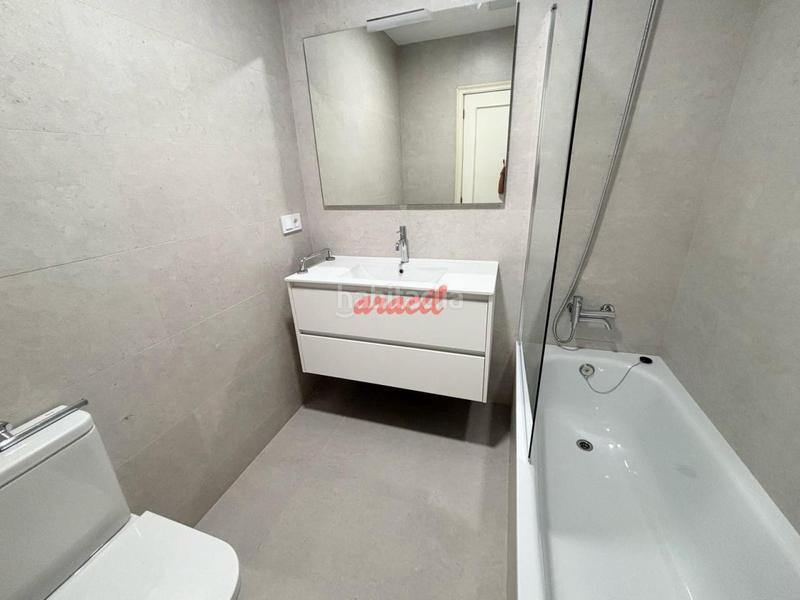 Foto f1582f79-06be-4dc8-9872-104eaed5c091. Piso en Centro Ourense