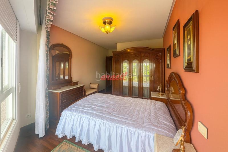 Foto 27395f59-bffe-4e37-8c65-a76d9b310850. Rent flat with heating parking in Ventiun Ourense