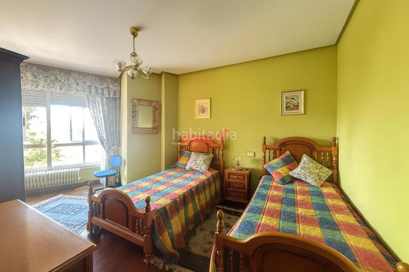 Foto f230790b-b1f3-49e7-82da-26230a550a61. Rent flat with heating parking in Ventiun Ourense