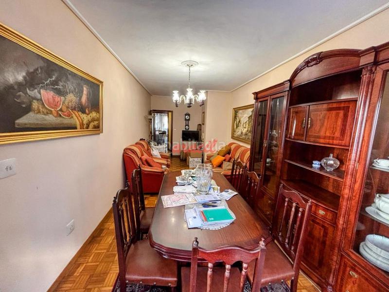 Foto 96a33bff-73db-4236-8bfd-5724163a399b. Appartamento con riscaldamento parcheggio in San Rosendo Ourense