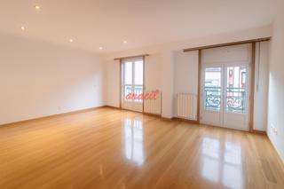 Rent Flat in Centro