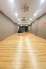 Lloguer Local Comercial a Centro