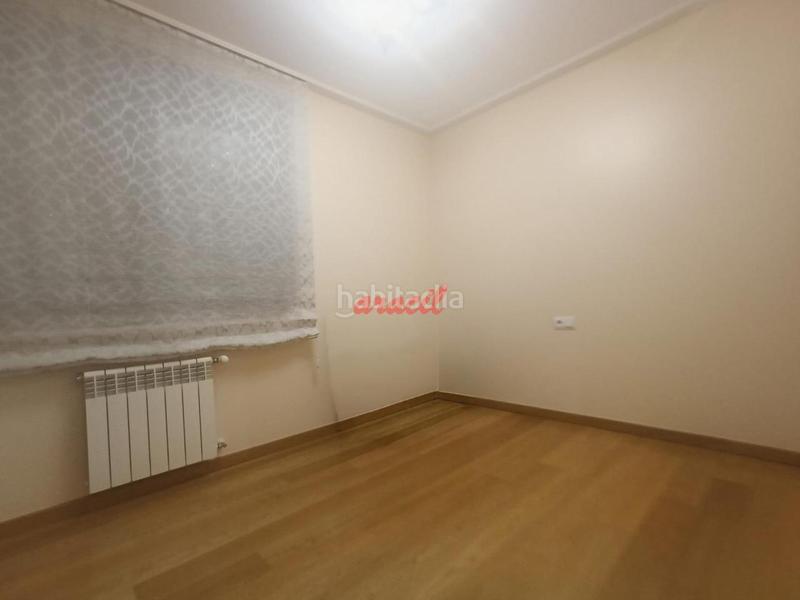 Foto a7bb87be-4dc6-49a9-b6f8-31d67713cbe8. Location appartement avec chauffage parking dans A Ponte Ourense