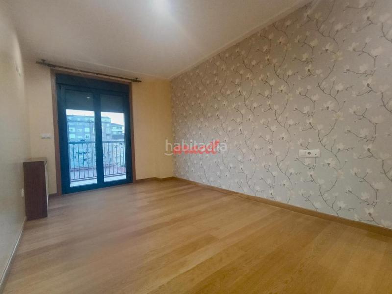 Foto f406d3f5-dcd7-4b07-aadb-a2b8bc896c59. Location appartement avec chauffage parking dans A Ponte Ourense