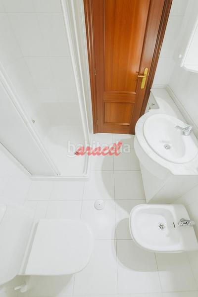 Foto 8954c9a7-d2bd-493c-8c4b-f70605b6da1f. Flat with heating parking in Centro Ourense