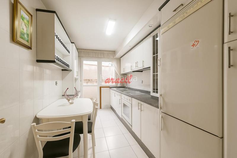 Foto f8602f68-5a3d-41c1-9047-69462ae2d189. Flat with heating parking in Centro Ourense