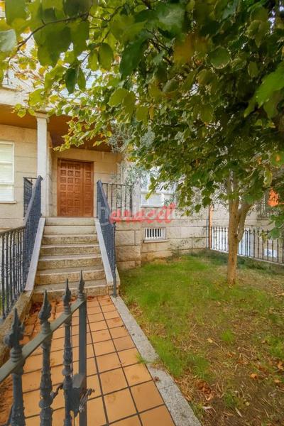 Foto 7fbf9f56-8204-4d98-ad09-a1dd0c902add. Chalet en Barrocanes Ourense