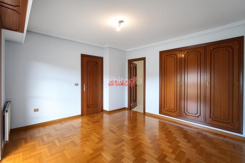 Foto 92ea1437-8875-48fa-beab-982c9d6da66b. Chalet avec chauffage parking dans Barrocanes Ourense