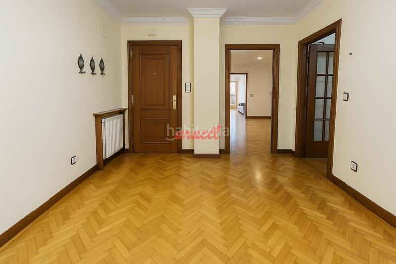 Foto cc414c61-3d0c-49bd-b0c6-445de09bbeb7. Appartamento con riscaldamento in Centro Ourense