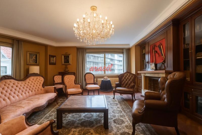 Foto e8e8203c-0aed-4f04-9a61-e0b5ed376120. Appartement avec chauffage parking dans Centro Ourense