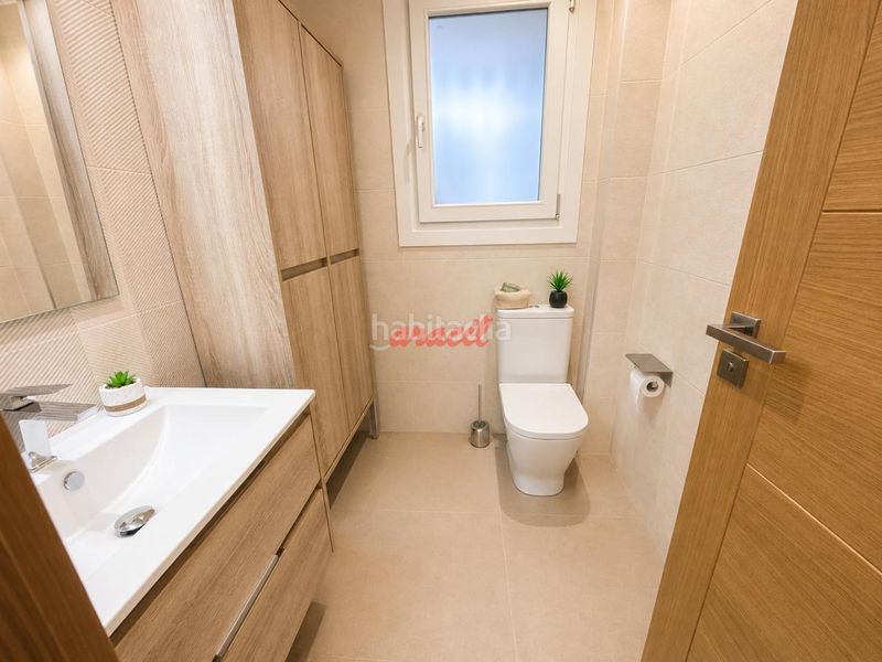 Foto 0a899d4c-6999-4ee1-a263-9b4f08b4a7d5. Pis amb calefacció aparcament a As Lagoas Ourense