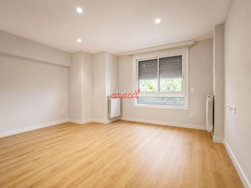 Foto 764e74ec-1fce-4b5b-b58b-6fb4ad7c8a6f. Apartment with heating parking in Centro Ourense