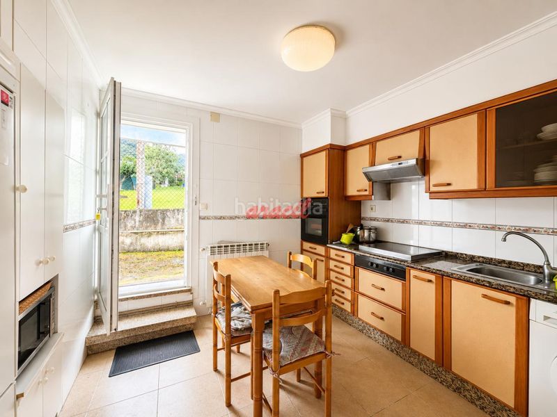 Foto d01f2af4-956a-4184-9ef9-b24f1df45ef6. Casa amb calefacció a Ventiun Ourense