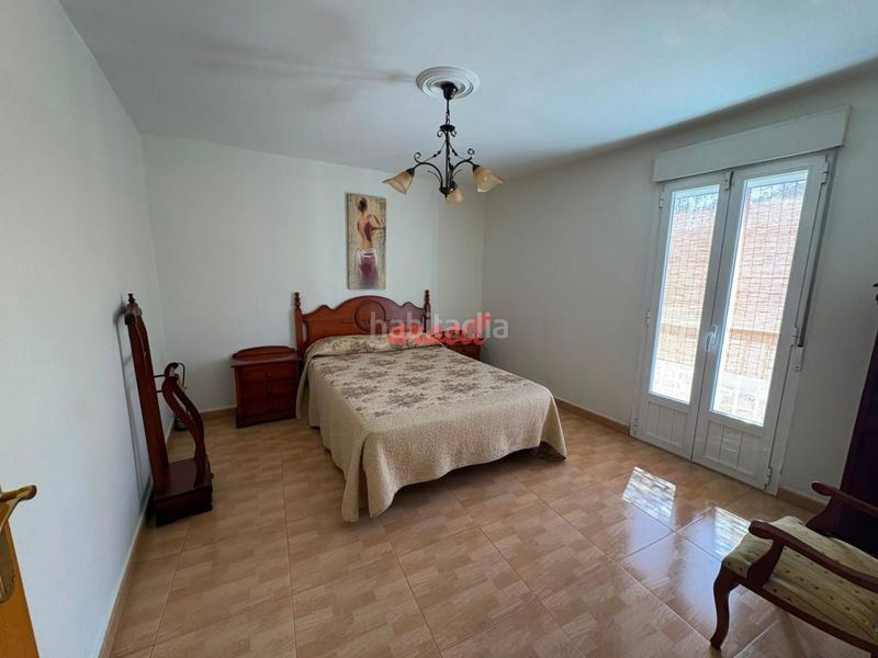 Foto d6b264bc-3bb3-4f40-bbcf-9c5cc9eefbe4. Casa amb aparcament a Ventiun Ourense