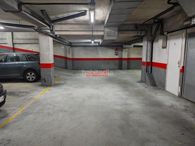 Foto 0da468a9-6cbc-4af4-beb6-4a3fba873ece. Parking coche en Centro Ourense