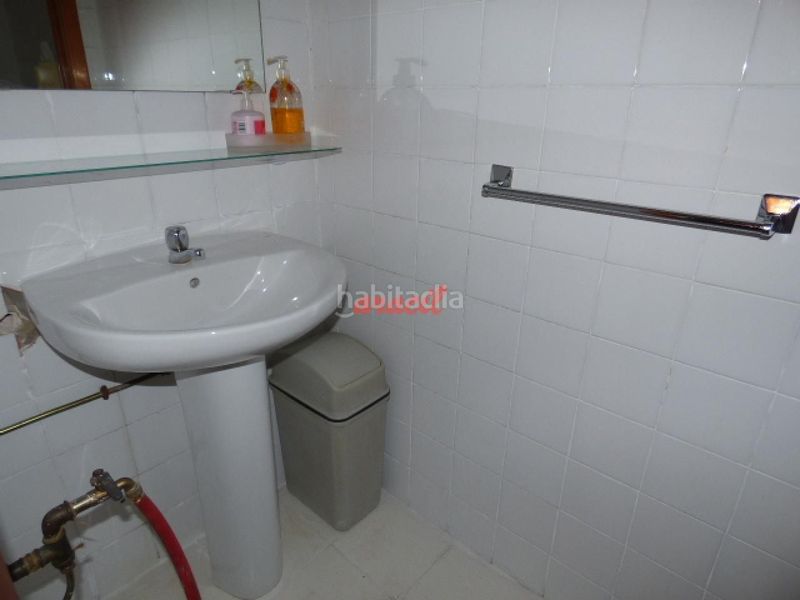 Foto 395857a3-2cef-444e-891a-154685c43922. Lloguer local comercial a Centro Ourense