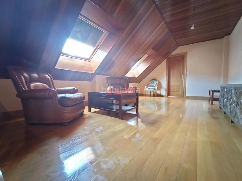 Foto 12edf1b8-04f9-4eda-80ad-851aa49053dc. Duplex with heating parking in Centro Ourense