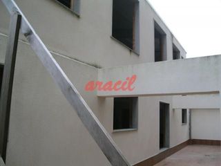 Lloguer Local Comercial a Universidad
