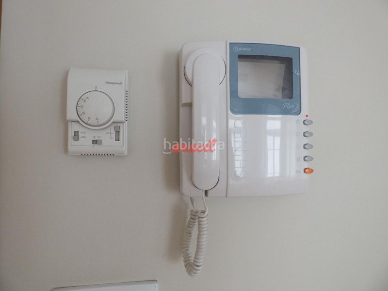 Foto dfa262bd-54f5-4b1e-8ee3-a437a5da1556. Büro mit heizung in Centro Ourense
