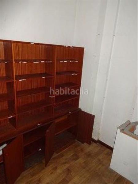 Foto a3bcc5f4-07eb-444b-901f-58c3416f2300. Affitto locale commerciale in Ensanche - Sar Santiago de Compostela