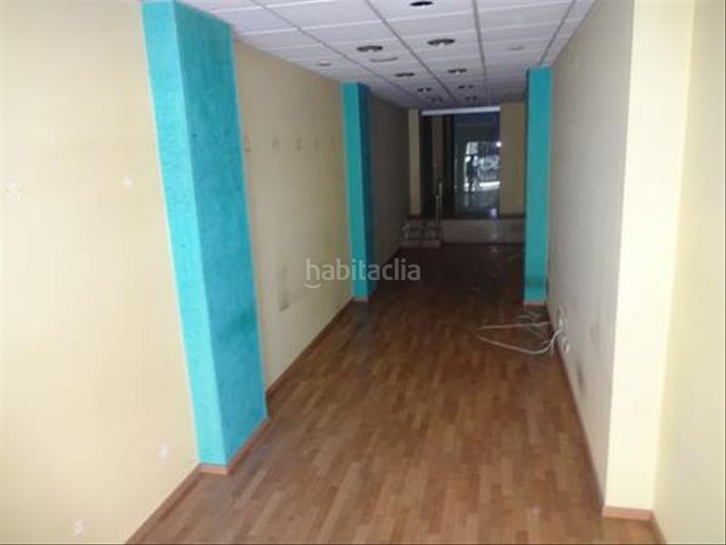 Foto f013cb24-18b3-45a7-93b7-396d200eb8b0. Affitto locale commerciale in Ensanche - Sar Santiago de Compostela