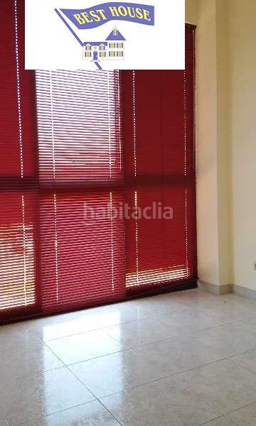 Foto cdb79389-c53f-468d-9552-d9817dbd673a. Miete büro in Campus Norte - San Caetano Santiago de Compostela