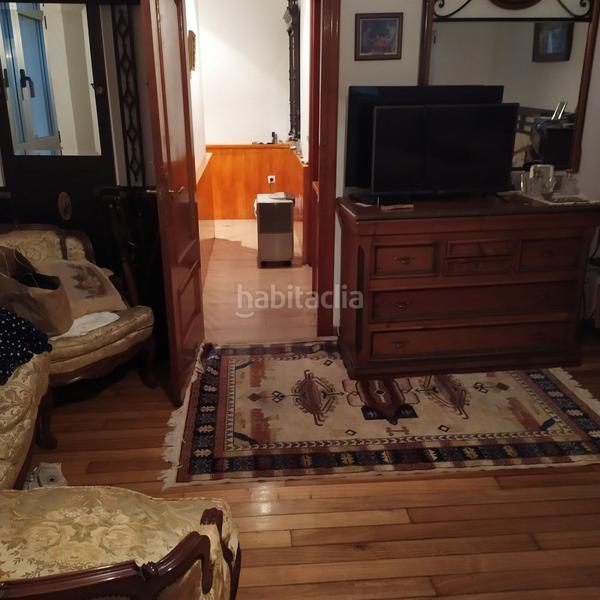 Foto cfb2c14c-8cbb-47d3-b834-44710c19ac8a. Appartement avec parking dans Padrón