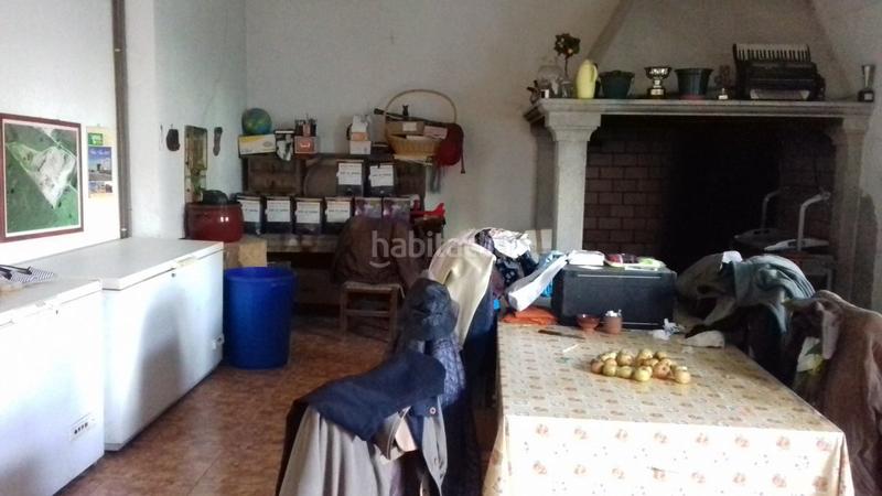 Foto 83ce537b-bfd9-402a-a17e-fedf820ad3a9. Masía casa con terreno para reformar en meixonfrío en Santiago de Compostela