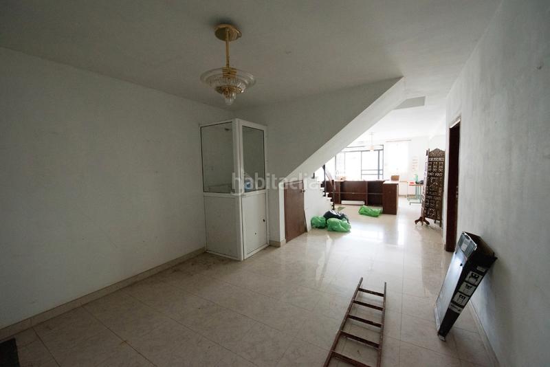 Foto c12c9703-86db-46a3-b1e9-dbd58d6c6655. Terreno residenziale in Parroquias de Santiago Santiago de Compostela