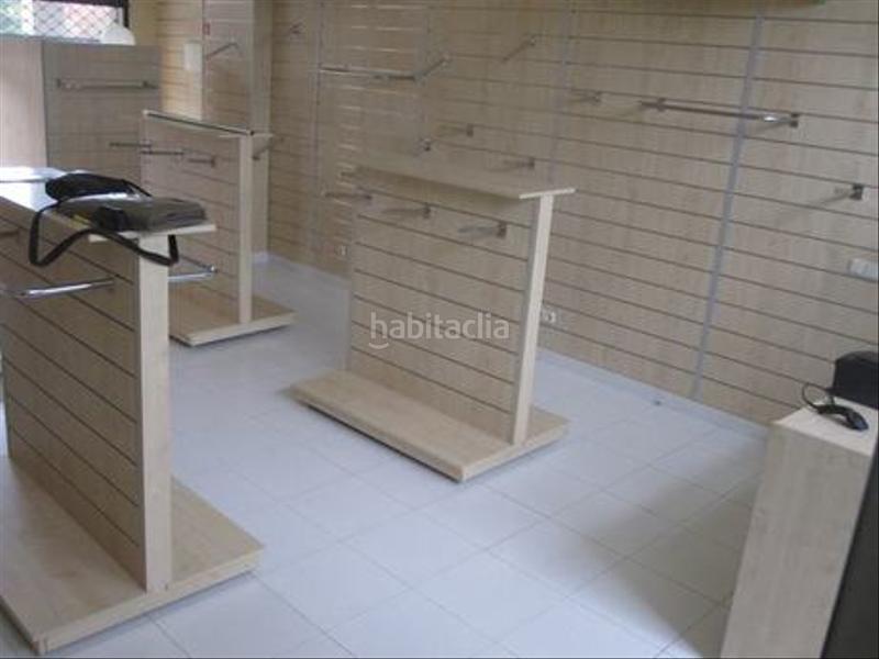Foto 13f0dd3f-9e48-42f9-86cb-b649a2ac8877. Local comercial  en bertamiráns en Ames