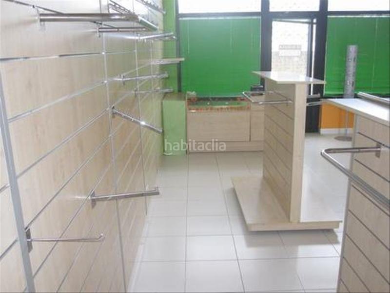 Foto 566e09ba-ae47-4c0b-a212-af19b5a1d82a. Local comercial  en bertamiráns en Ames