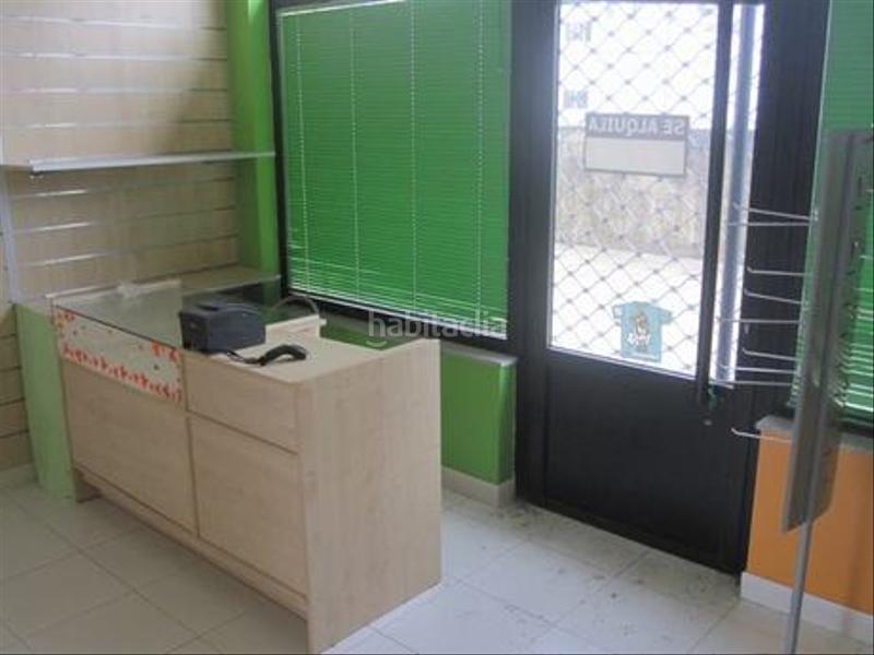 Foto 626a2469-8e5a-45c0-b4bb-9de3e351c0ab. Local comercial  en bertamiráns en Ames