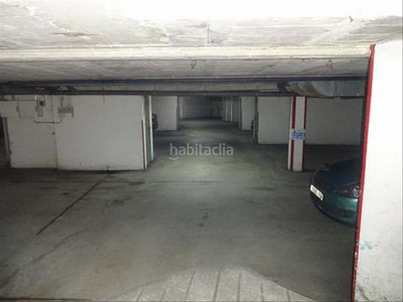 Foto 0fc408e3-94ed-459c-9e38-93f12ae3eecd. Autoparkplatz in Bertamirans Ames