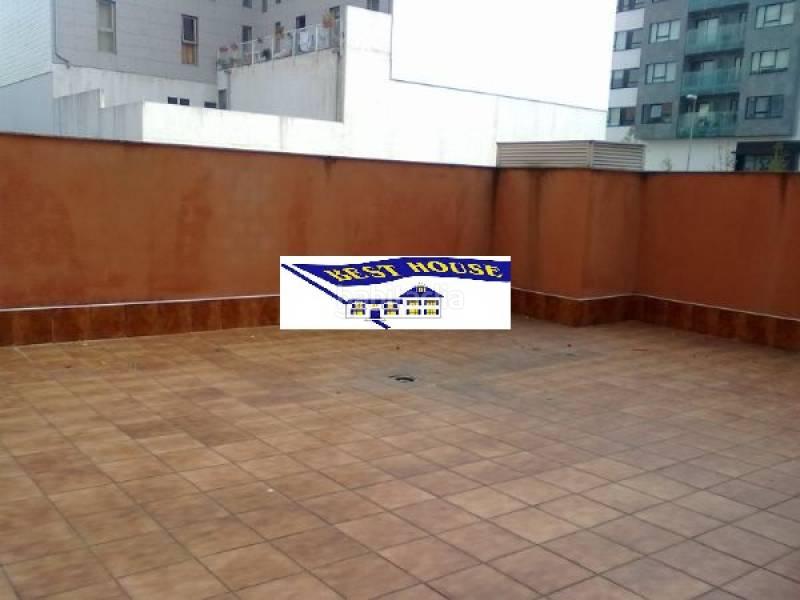 Foto f23a8b45-d4ad-4082-8b54-5dd8790166ee. Local comercial a Campus Sur - Santa Marta Santiago de Compostela