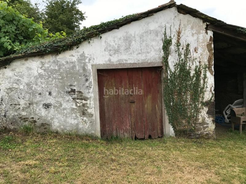 Foto 0fd6a191-ede0-4736-84da-8e1e85d048b3. Masia amb piscina a Touro