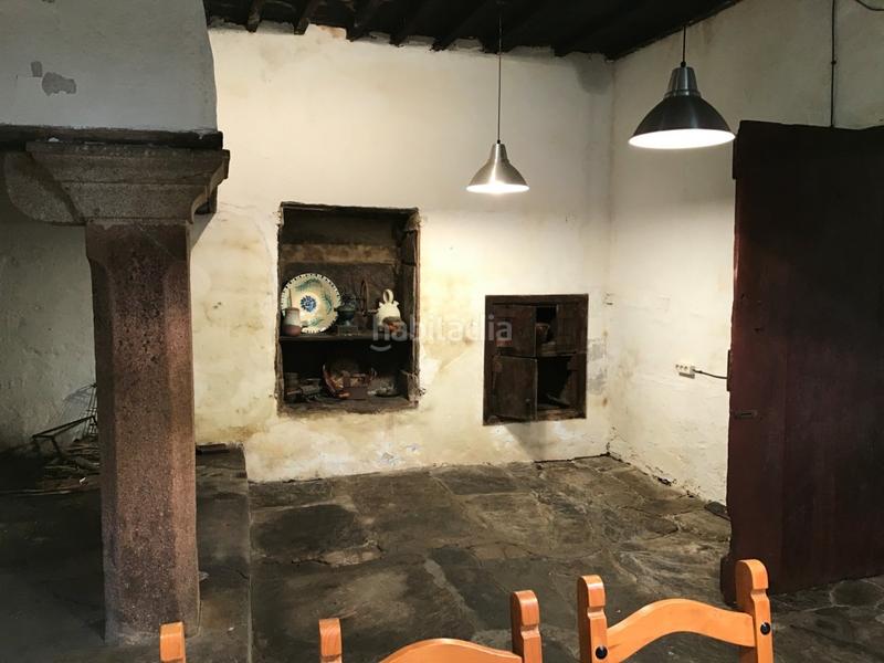 Foto 260b63d2-3f01-4181-85bb-04eb050f156f. Masia amb piscina a Touro